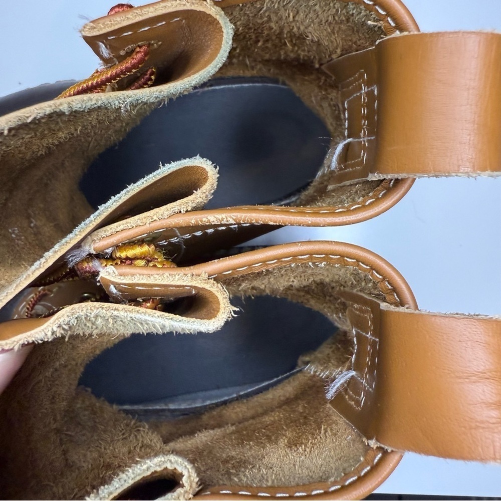 L.L. Bean Women's Duck Bean Boots Size 6 M GUC see pictures for wear on heel - Picture 8 of 9
